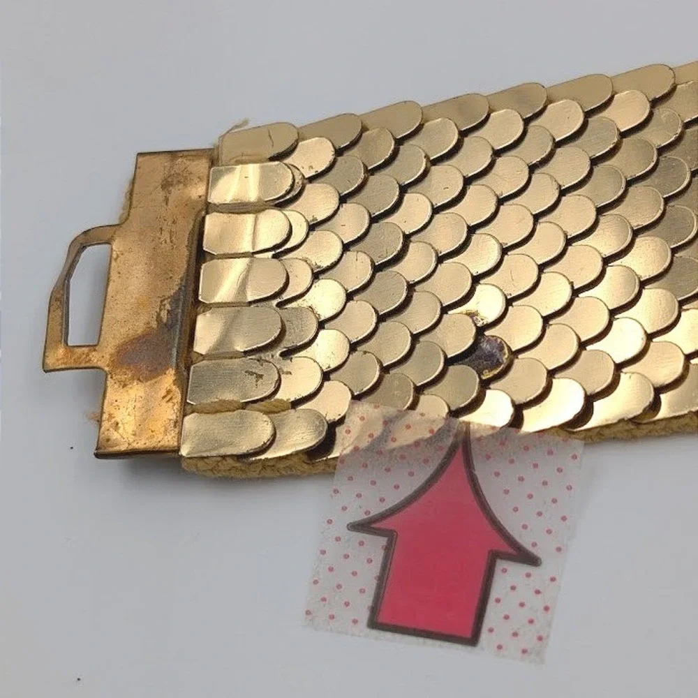 VTG Accessocraft Gold Tone Belt Fish Scale Sequins Metal‎ Ornate Buckle Etruscan